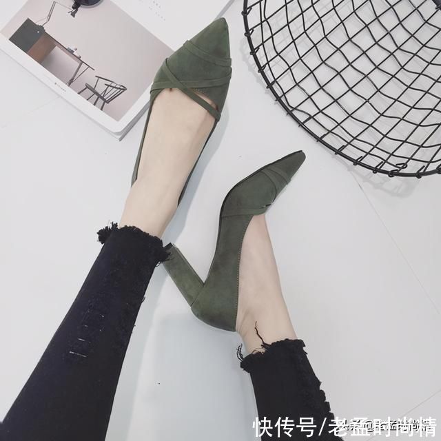 女人|轻舞飞扬，一双高跟鞋让你做花一样的女人