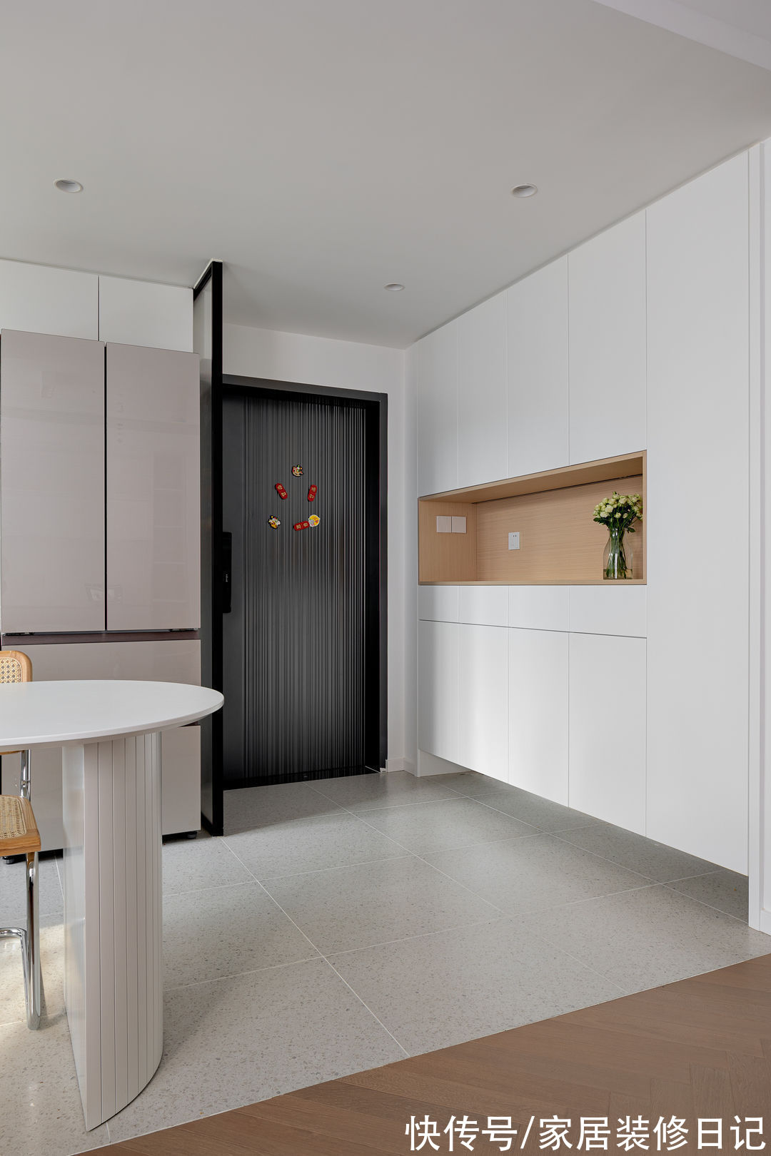 两房|60㎡改极简两房半，LDK客餐厨一体设计，空间显大堪称小户型典范