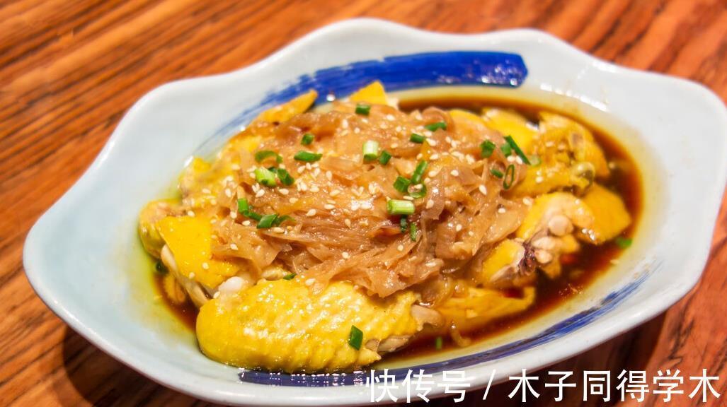 多汁|葱油鸡,一道做法简单的广东名菜,葱香十足,鲜嫩多汁又好吃