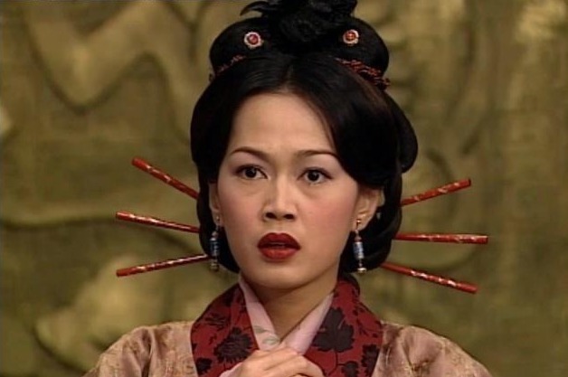 母亲|秦始皇的“耻辱”，母亲赵姬一生深爱三个男人，都给她带来伤害