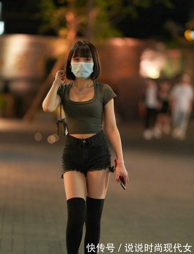 瑜伽裤 超时髦的瑜伽裤穿搭,展现出靓丽自信的气质,时尚优雅!