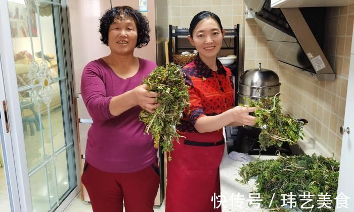 冬天,遇见此菜别手软,一次多囤点,放冰箱冻起来,过阵子就少了