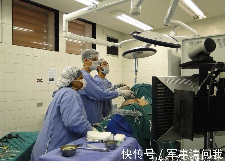 乳腺|提醒：中老年人是癌症“预备军”？出现5种表现，该做做检查了