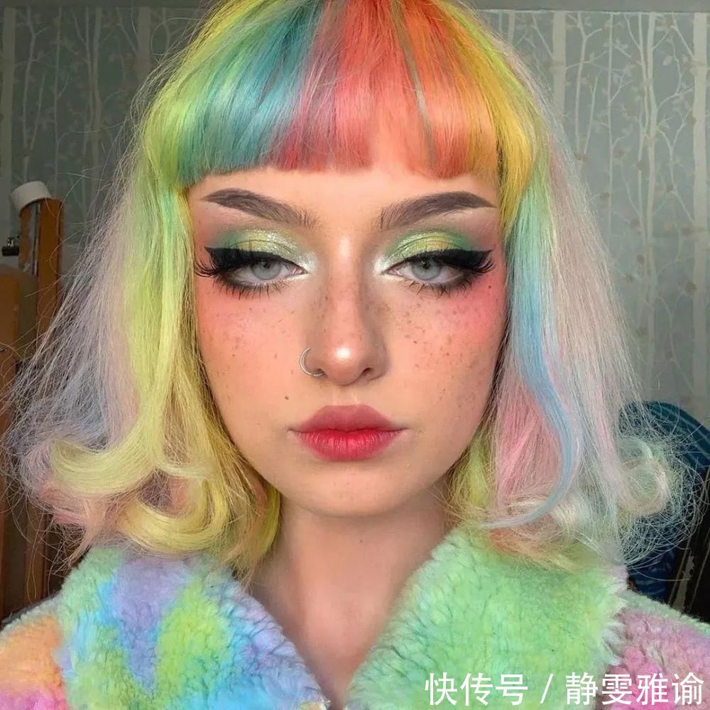 姐妹|新年最火最显白的发型,全靠这几种发色!!