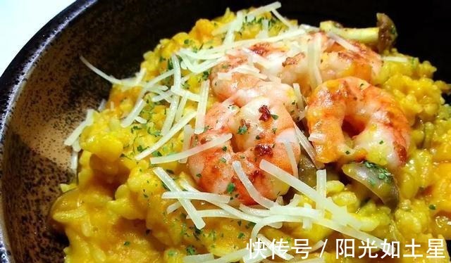 秋季常备食材自制香甜绵密南瓜泥,万圣节大餐南瓜浓汤、黄金炖饭!