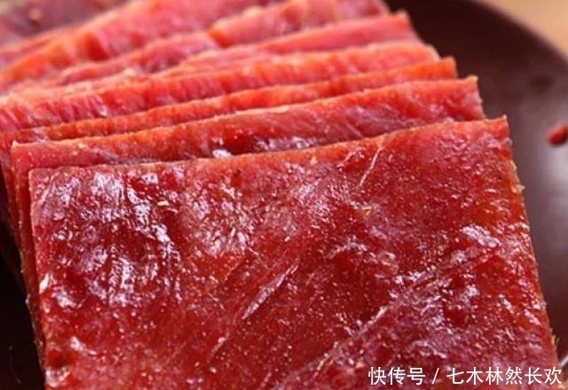 孕妈在孕期,4种“零食”平时要舍得多吃,对胎儿的发育有好处