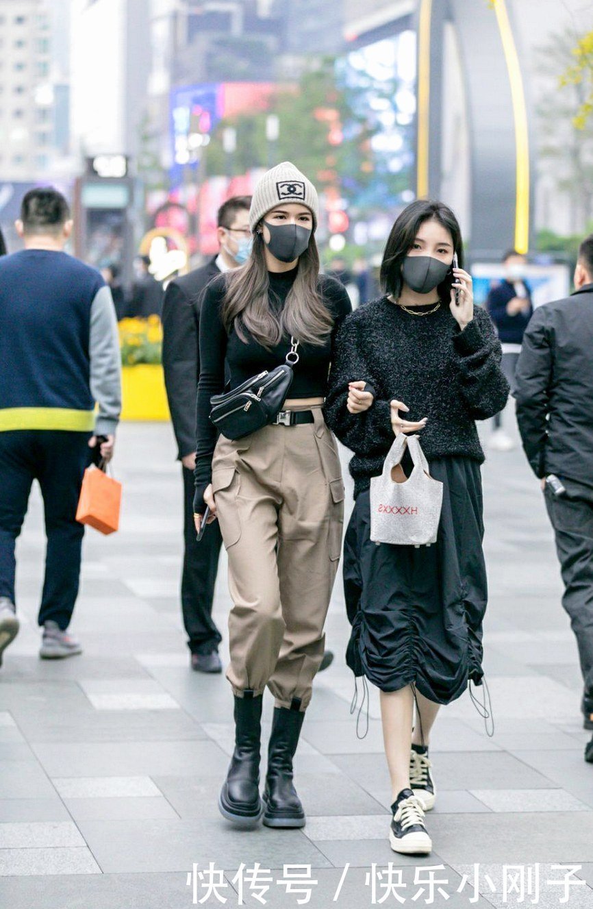 小粗腿的救赎单品来了,一条冬天的长裤,就是这么飒爽英姿