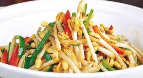 胖人晚餐多食此菜，隔三天吃一吃，排出身体毒素，肚子越吃越瘦