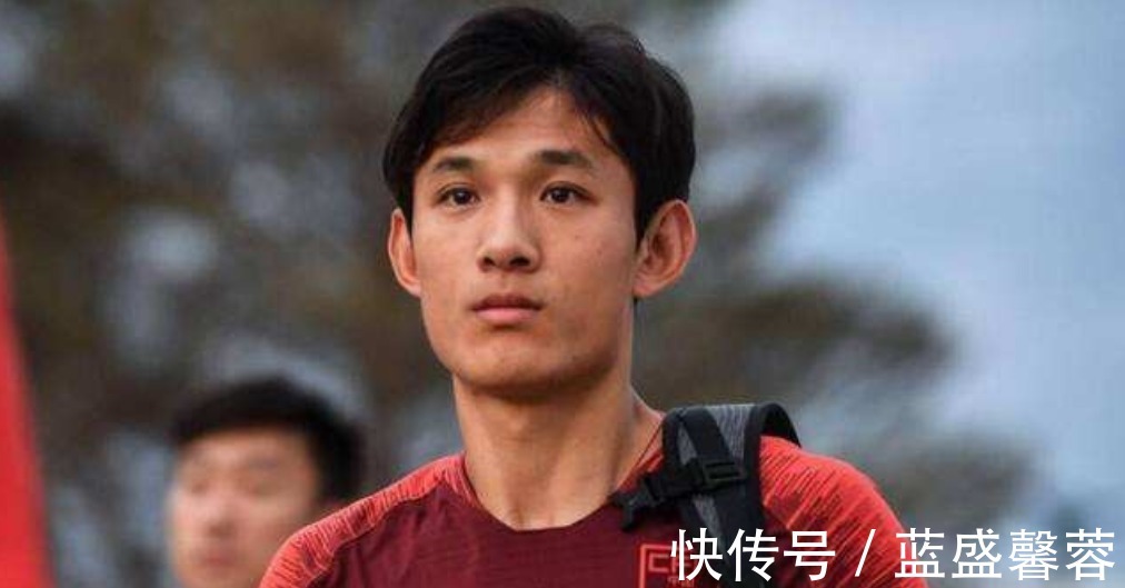李磊|再见了王燊超!国足29岁边卫能攻善守,将获李霄鹏信任,坐稳主力!