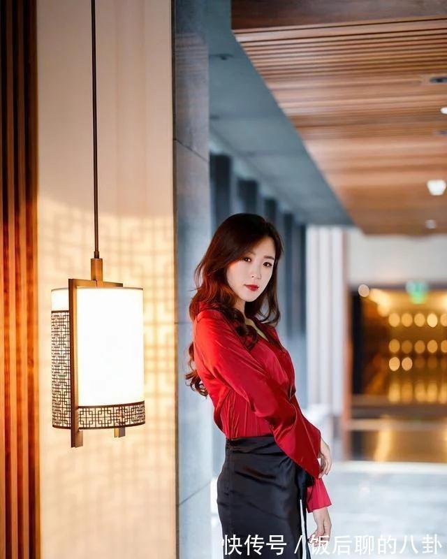 知性 衬衫搭配半身裙比连衣裙知性、比长裤有时尚感,知性优雅又可爱