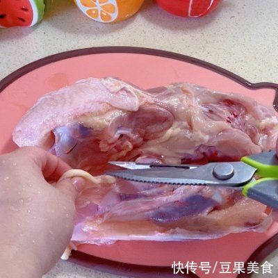 煎鸡架(铁板鸡架的味道)