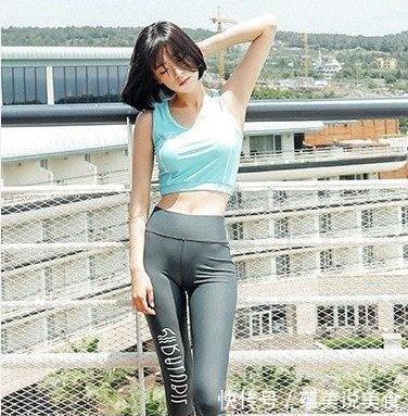 娇俏 打底裤小姐塑造时尚的打底裤,显女性娇俏身姿!