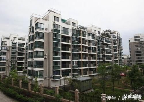 西户|买房选方位选东户还是西户好？一听内行人的话，才知我家没挑对