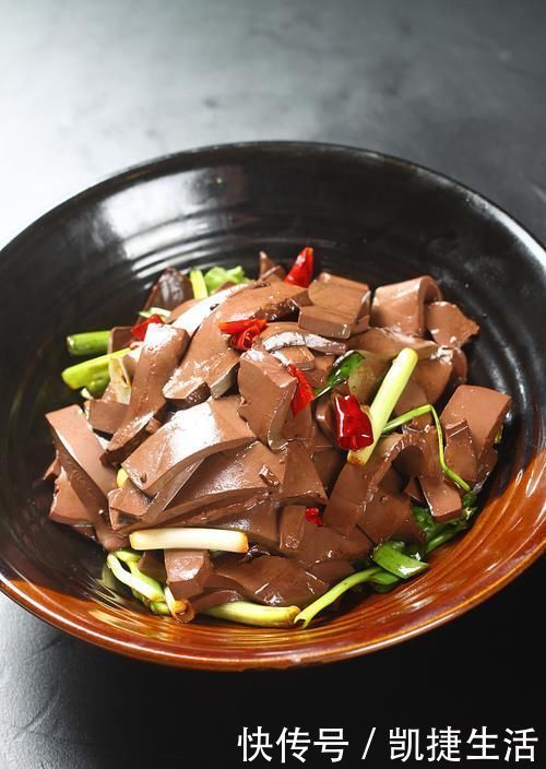 營養(yǎng)物質(zhì)|4種食物最招身體喜歡,中老年人日常多吃,對身體是非常有好處的