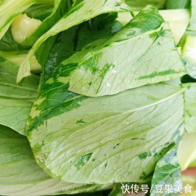 小青菜|#少盐饮食 轻松生活#菌菇虾滑汤
