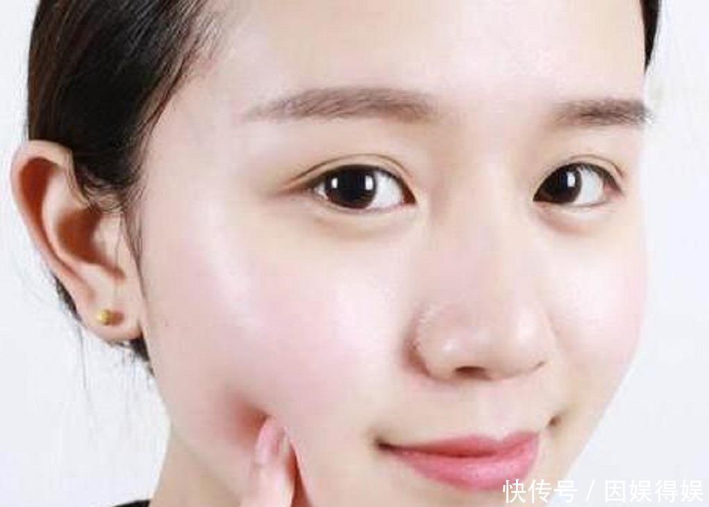 “小苏打”这样用,7天美白嫩肤,20天明显淡斑,色斑妹子不愁了