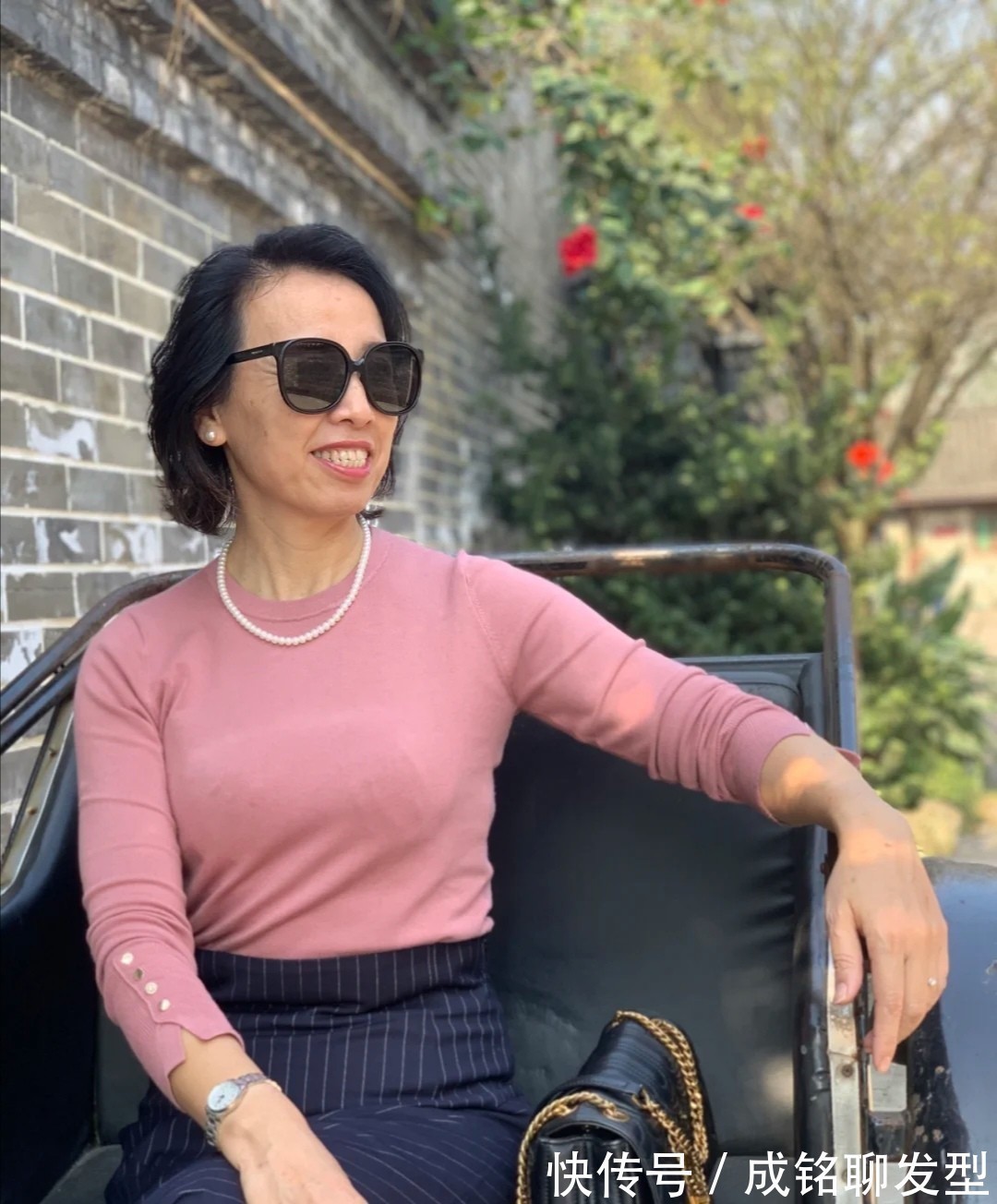 包臀裙 建议五六十岁的女人,日常穿搭别太花哨,不好搭配还会显得俗气