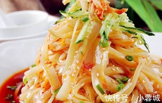 馒头|最“长肉”的四种主食,馒头落榜,第一种堪比“喝油”!