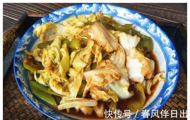 搭配|立秋后，2样蔬菜一起炒，香辣下饭，搭配馒头米饭真香