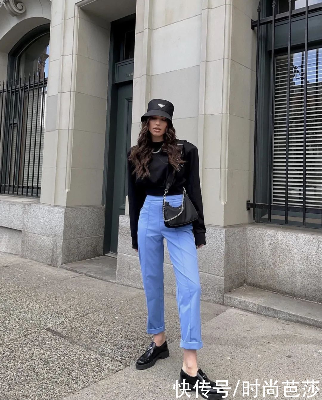 驼背女孩,如何穿出气质感?