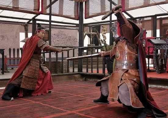 四大|古代最牛女将,53岁挂帅出征,死后山崖滴泪,位列四大巾帼英雄