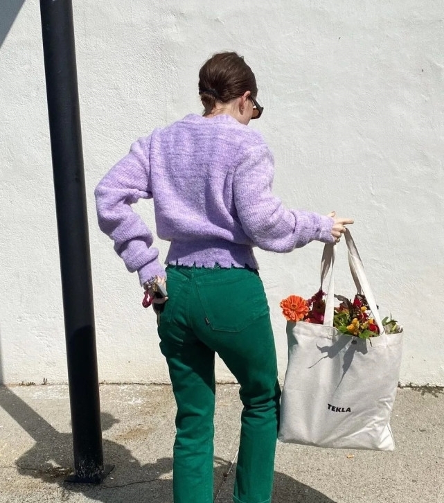 针织开衫过时？这三款简直不要太时髦