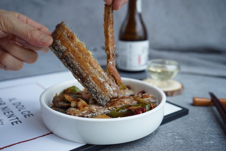 简单无难度的香煎带鱼,秋天学起来,做给家人吃