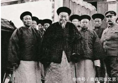 授衔|此人82岁被授衔中将，却不愿剪胡子，主席笑说：给他批个特例吧