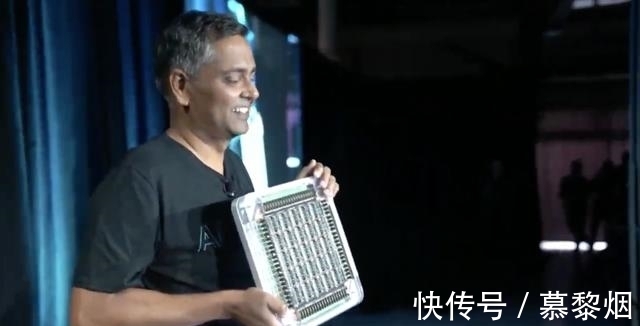 bot|Dojo超算+Tesla机器人,马斯克在特斯拉AI日上又一次给我们惊喜