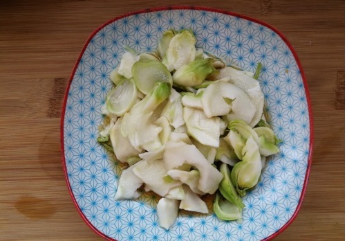 鸡蛋|很多人不认识这菜,5块钱一斤,比鸡蛋还贵,但是含钙量极高