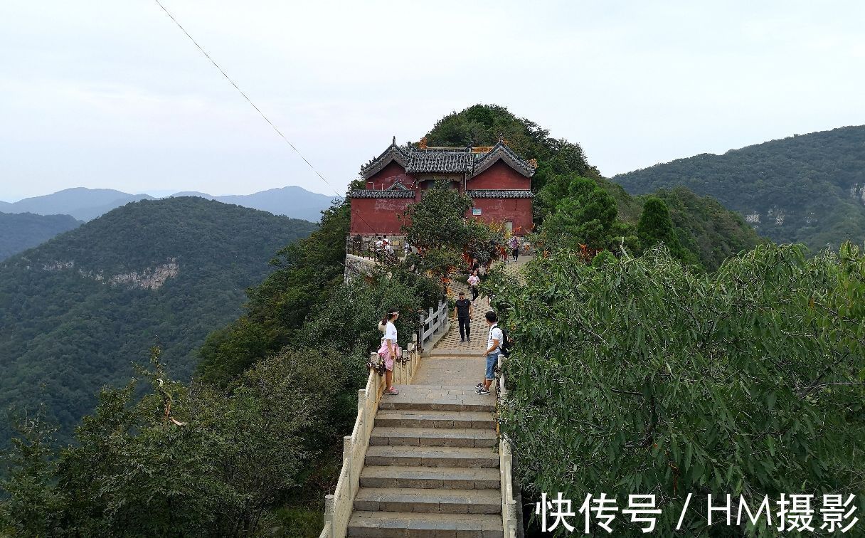 天柱山|一生必去的10座低调名山，风景不输三山五岳，比佛、道教名山都美