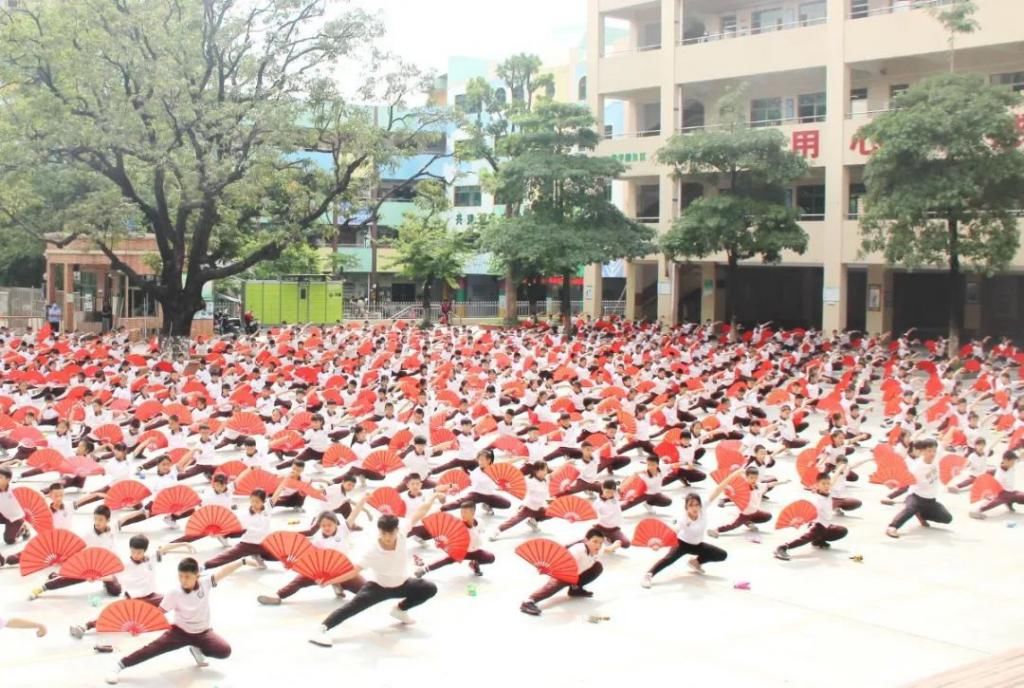 课间|厚街各学校大课间评比结果出炉，这7所学校拔得头筹！