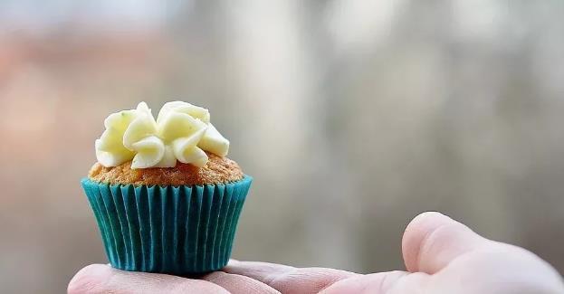 你怎么都戒不掉的“新型毒品”,除了发胖,还在让你越来越丑