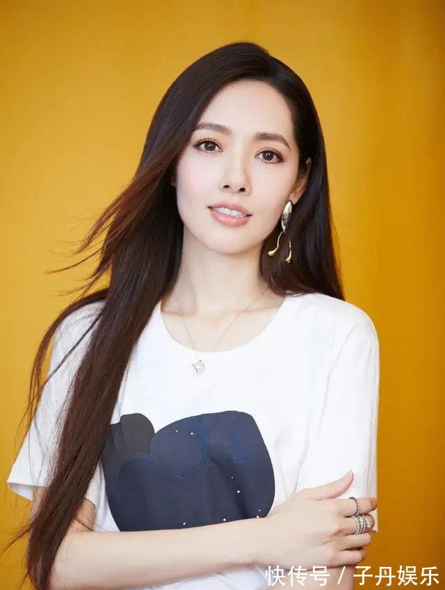 显老 不管你是奔几十的女性,这4种“显老”发型最好别剪,难看又老土