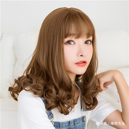海浪卷 女人不管多大年纪,尽量不要留这几种“土掉渣”发型,显老又俗气