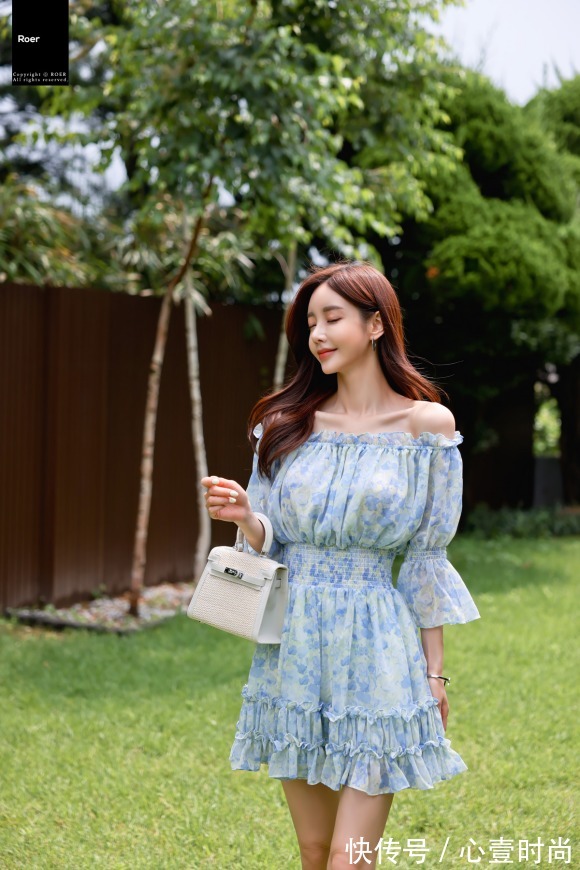 孙允珠|女神孙允珠高清时尚搭配：青蓝秋蕊蜜彩清纯芷兰连衣裙