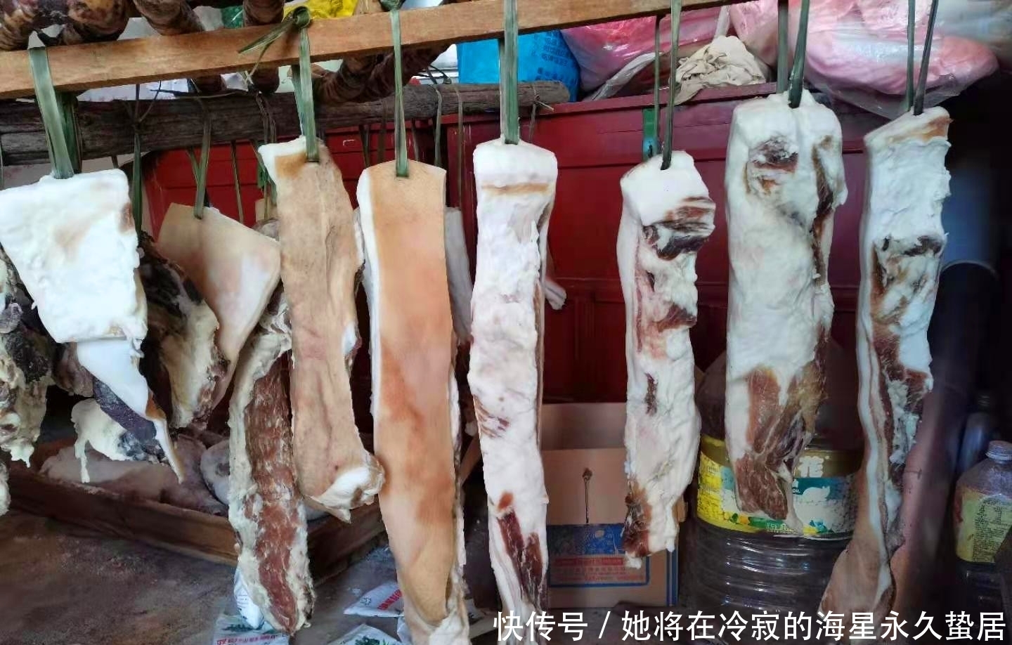 腊肉这么做,好吃又下饭,山区农村人都喜欢这么吃