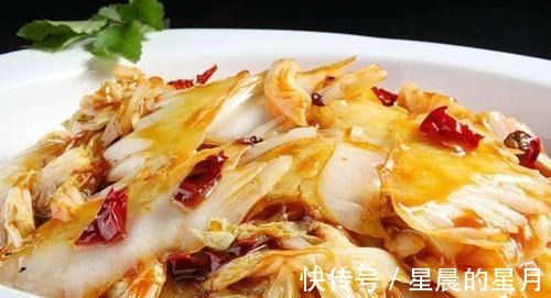 醋溜白菜什么时间放醋非常重要，记住这一点，吃起来又好吃又正宗！