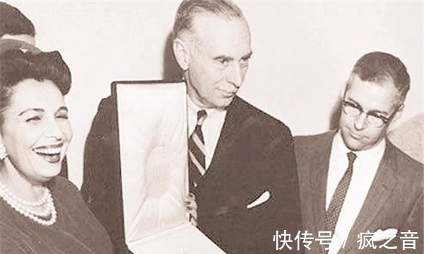 温斯顿 闻名世界的“邪恶钻石”:有一个美丽名字,得到过的人都难逃厄运