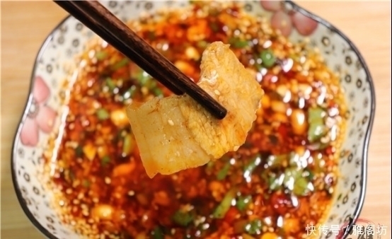 万能的凉拌汁,大厨:牢记1个黄金比例,无论拌什么菜,一次成功