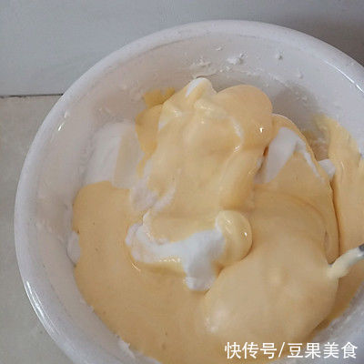 玉米油|这道8寸威风蛋糕到底是谁发明的,我吃了半碗都不解馋