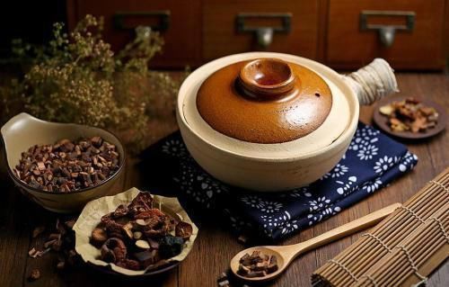 老辈中医的清火方五味药,治牙疼、口臭、牙龈出血,请学习