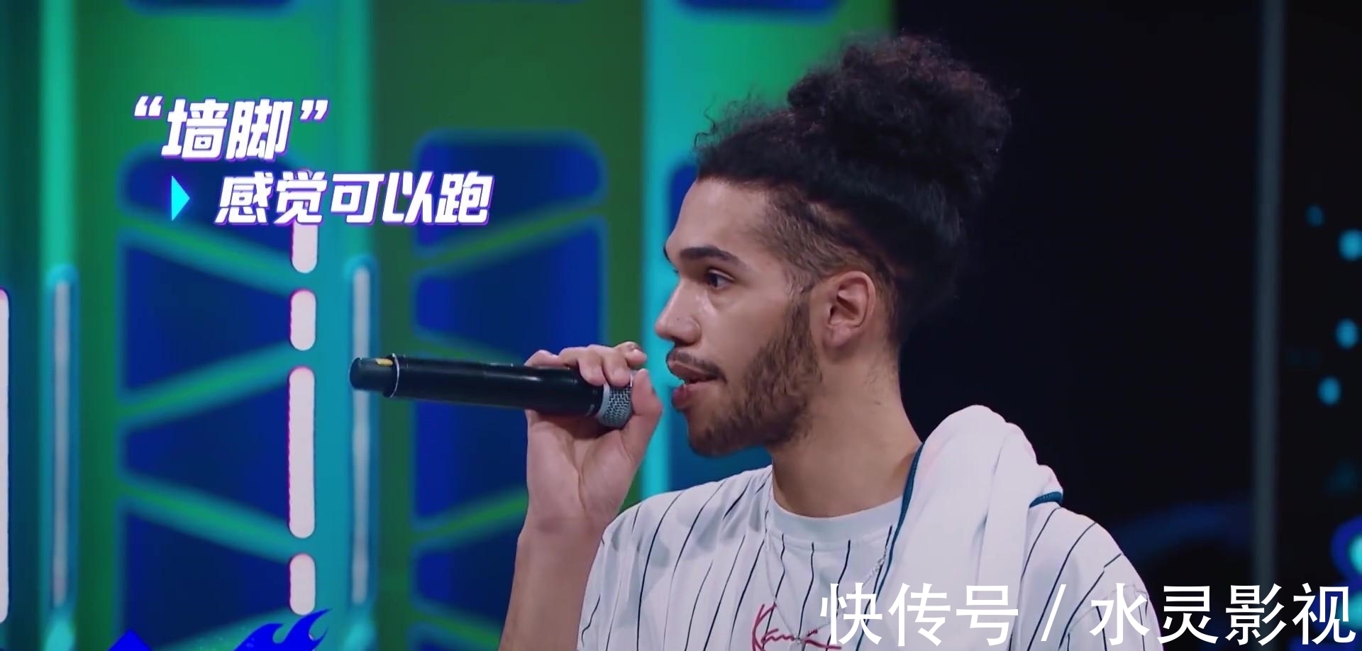 b張藝興王一博《街舞》搶人說辭好逗，卻把老外整懵，戴兔耳朵跳舞畫風可愛