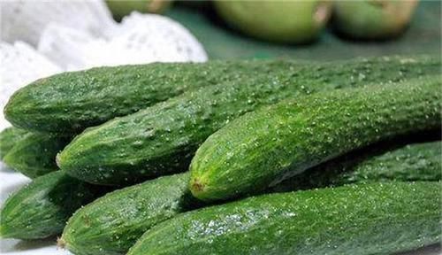 食物|女性不想老太快,常吃3种食物,美白护肤,预防脸部长斑