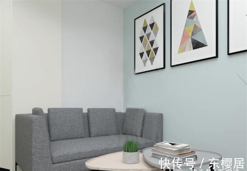 小两口|小两口买下21㎡婚房，巴掌大的家挤出“双客厅”，生活去繁从简