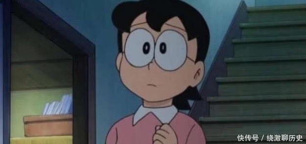 玉子|哆啦A梦:大雄妈妈一直戴眼镜,当拿下眼镜的那一刻,网友:女神