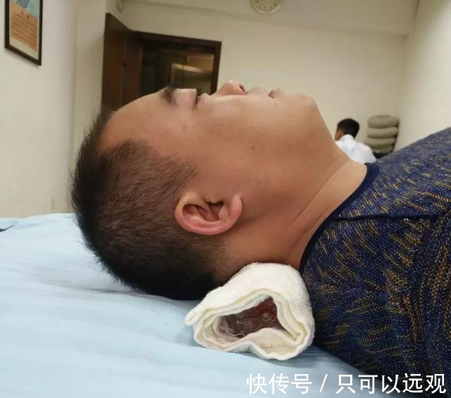 颈椎病|矿泉水瓶对颈椎病竟有妙用原理在哪