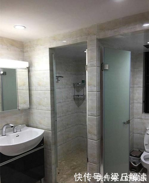 邻居|头一次见卫生间能这样装,真是太漂亮了,邻居们天天来取经!