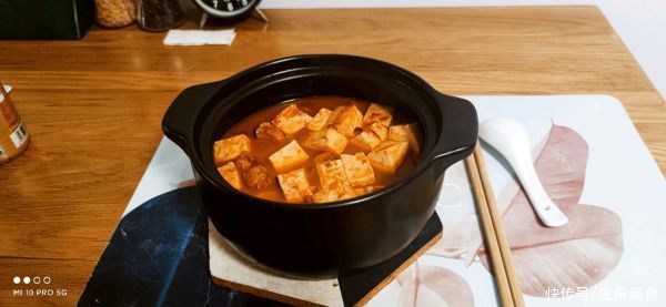 〔一人食〕暖洋洋香辣番茄鳕鱼锅