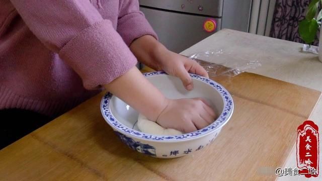  鸡蛋灌饼鼓泡的秘诀都在这，1包1擀，蓬松又柔软，想失败都难